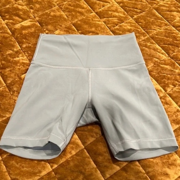 lululemon athletica Pants - LULULEMON CHAMBRAY BIKER SHORTS